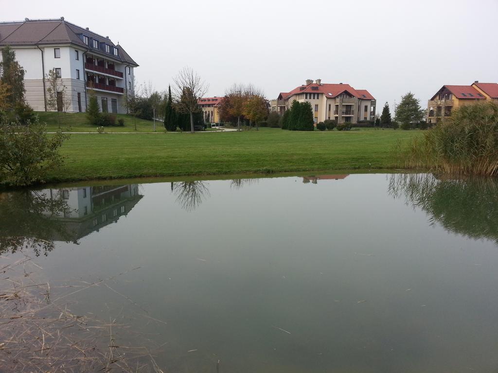 Birdland Villapark Golf View Bük Exterior foto
