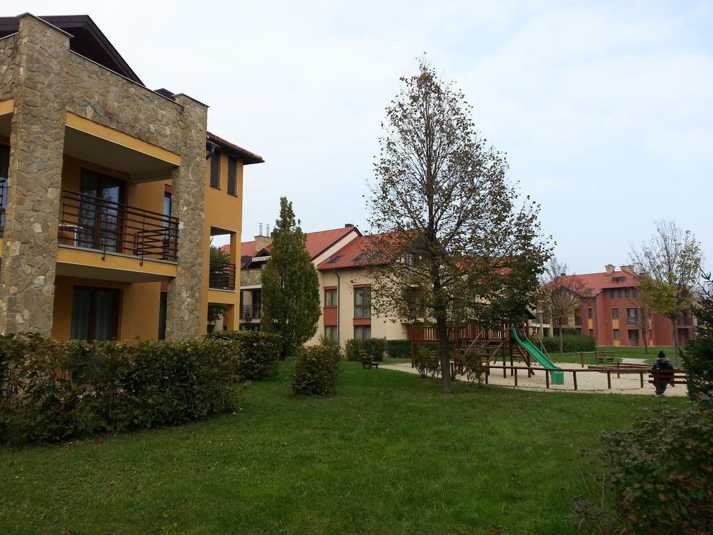 Birdland Villapark Golf View Bük Exterior foto